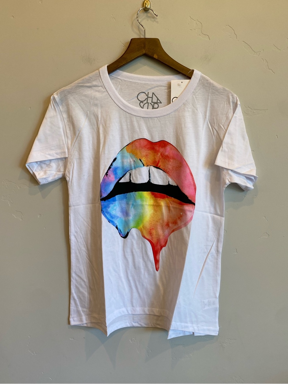 CHASER Bleeding Rainbow Watercolor Mouth Lips White Tee Shirt